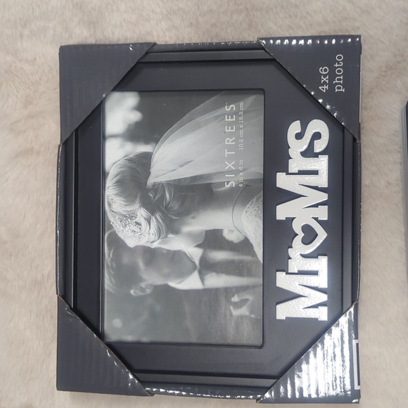 Mr & Mrs Bundle - Picture 3 of 5